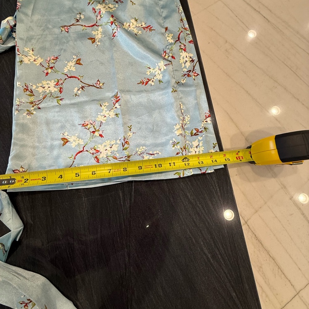 Blue Floral Tie-Front Robe with Ruffled Details - Picture 8 of 9